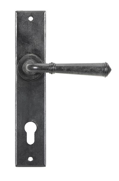 45590_main_1_S.jpg
