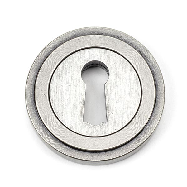 45704_main_S.jpg