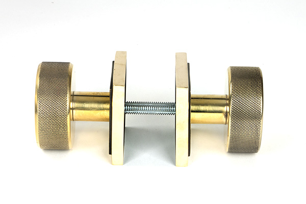 46777_2_S.jpg