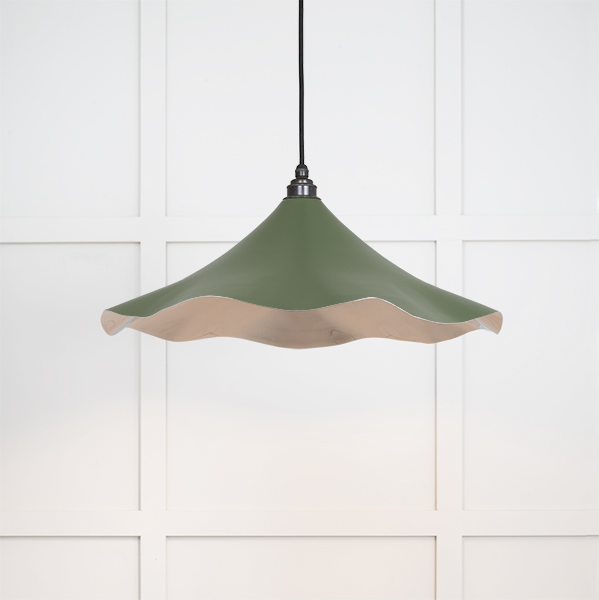 Smooth Nickel Flora Pendant in Heath
