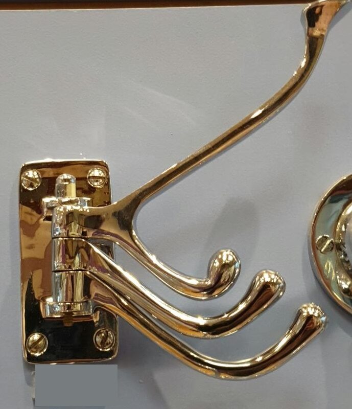 4 SWING COAT HOOK